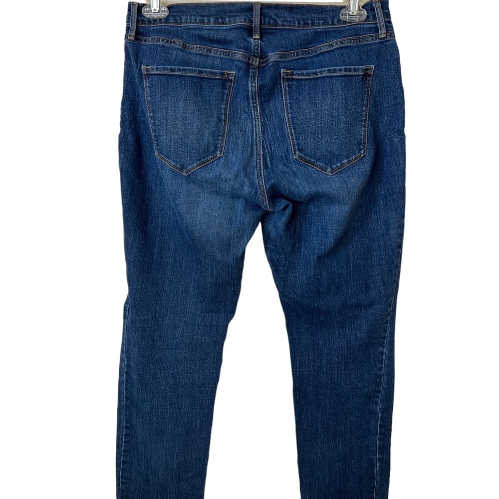 FADED BLUE JEANS LADYS MID-RISE, CURVY PROFILE SIZE 32 INCH’S WAIST, 27☑️ - Picture 4 of 6